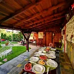 Zigen House Pensiune