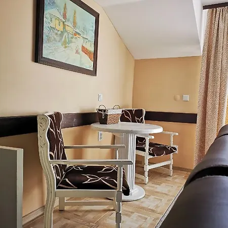 Guest house Zigen House 3*
