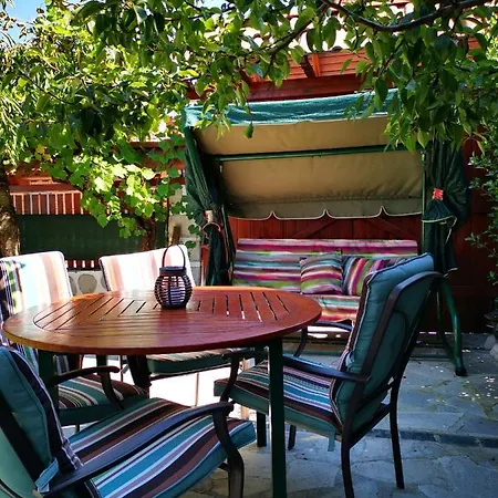 Guest house Zigen House 3*